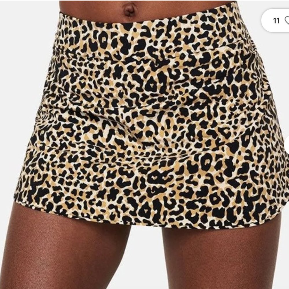 Outdoor Voiced leopard exercise skort
